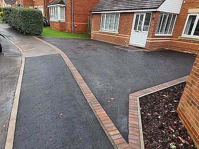 we install all styles of tarmac surfaces in Harlow CM17